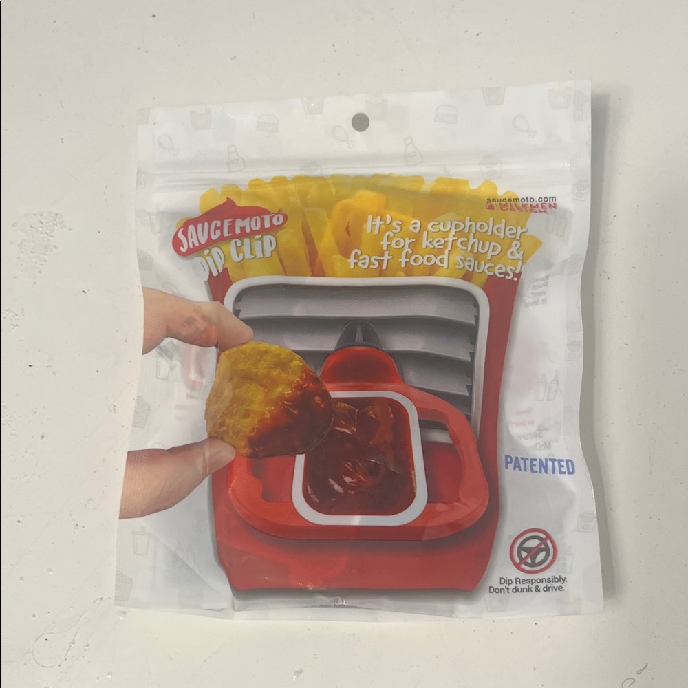 Saucemoto Dip Clip Plastic Sauce Holder for in the Car NWT